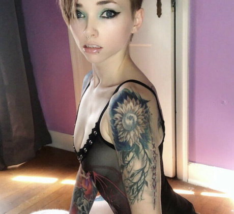 Christena Reckless onlyfans sextape