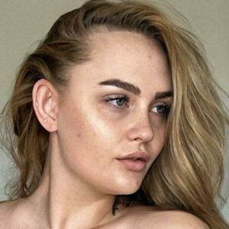 Rebekka Kaaris onlyfans porn nude