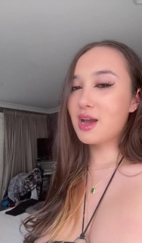 Issy H onlyfans leaked photos