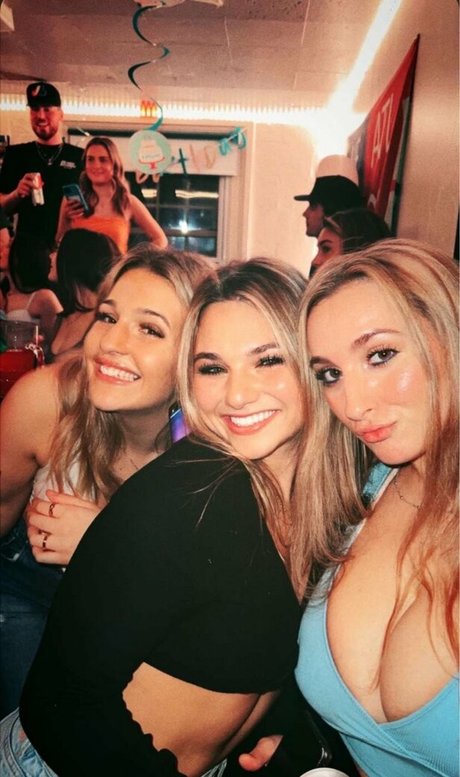 Angelina C nude onlyfans