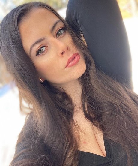 makeup artist onlyfans adult depiction