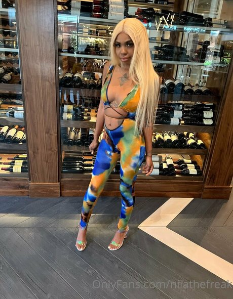 niiathefreak porn onlyfans