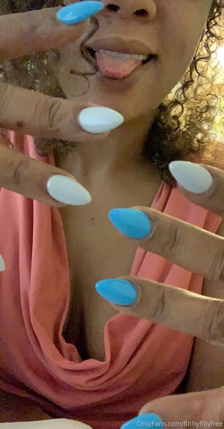 filthyfillyfree naked onlyfans pics