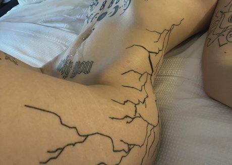 bondagebunn1e onlyfans leaks nudes