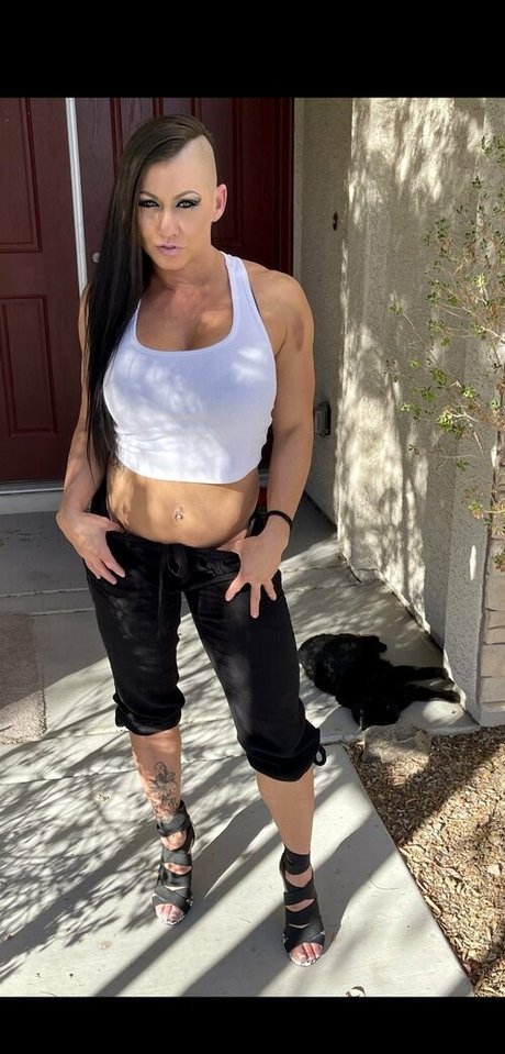 vegasqueen Profile image