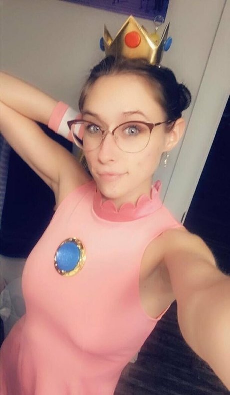 pr3ttyp1nkpussy only fans nude leaks