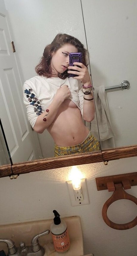 RainieBun onlyfans nudes leaks