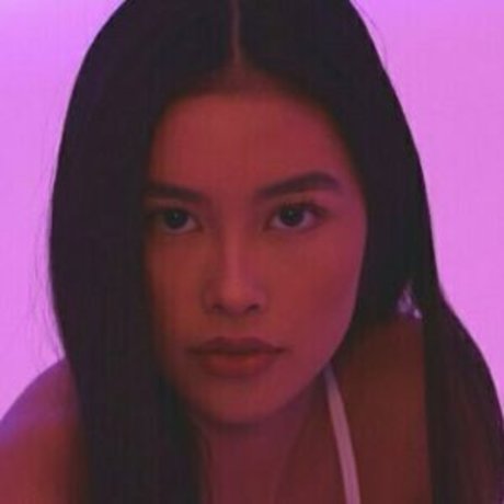 Elaine Thi onlyfans naked