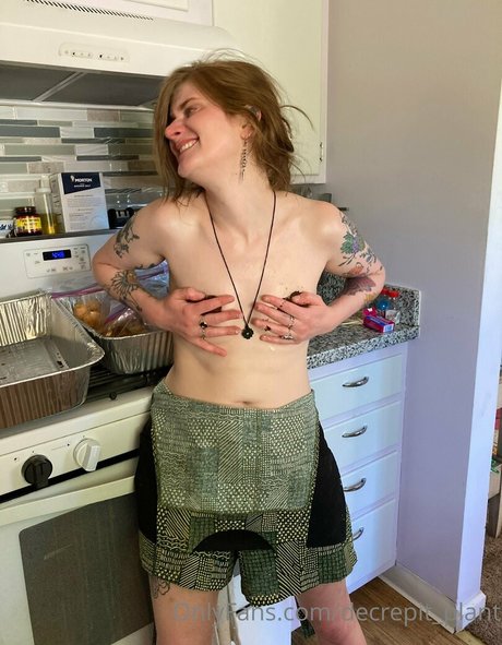 Decrepit plant onlyfans star