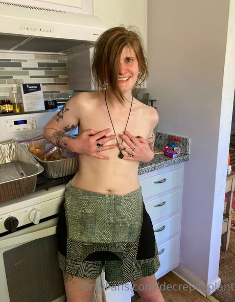 Decrepit plant onlyfans leams