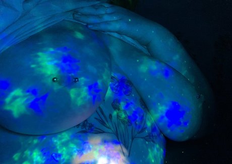 cherry cherub onlyfans leams