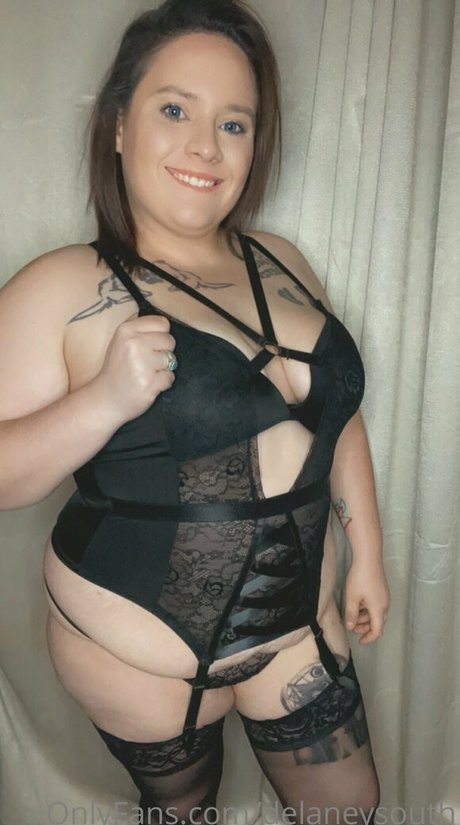 delaneysouth onlyfans nudes