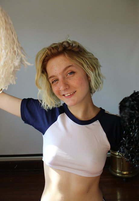 cherrylolli sfw porn leaked onlyfans