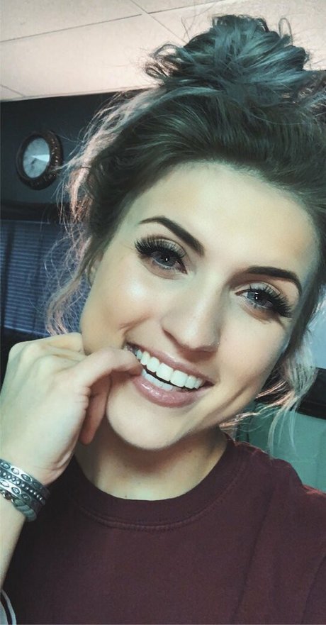 Nicholemhoward sexy onlyfans