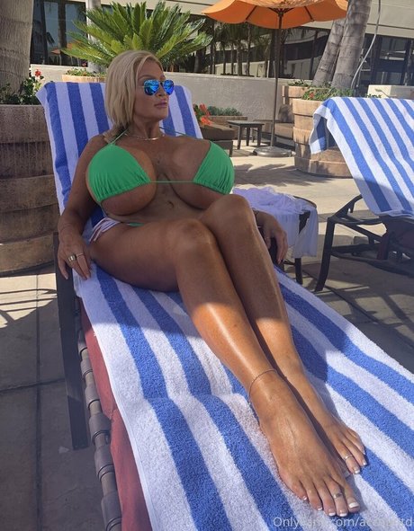 allegracolesworld free onlyfans