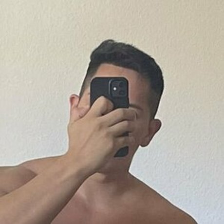 ellieloucouple onlyfans leakes