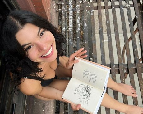 Rebecca Joelle onlyfans content