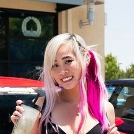 Liquid Pyro onlyfans nude photos