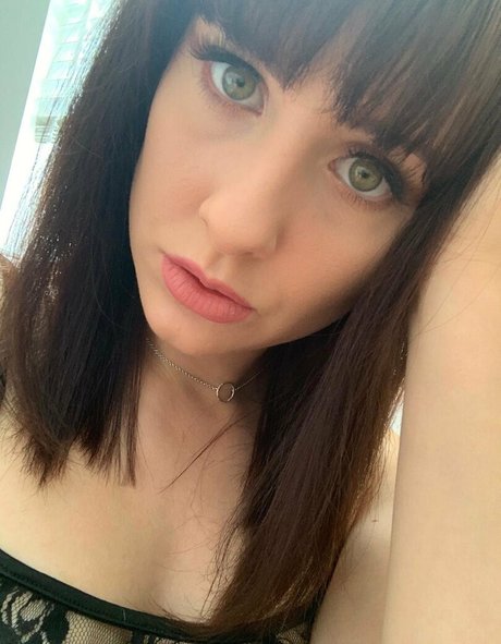 mooreerinxxx onlyfans pics