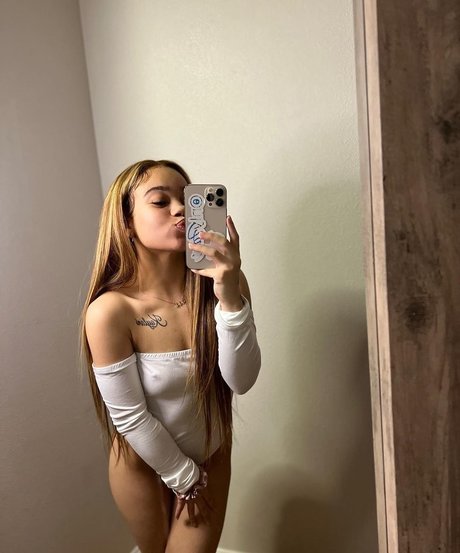 kindlykileyy onlyfans naked