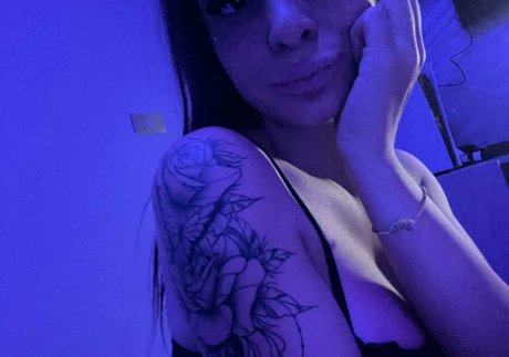 biancanevecute onlyfans gratis
