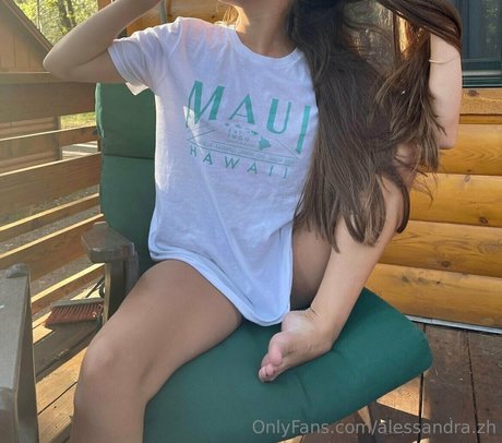 alessandra zh  photos