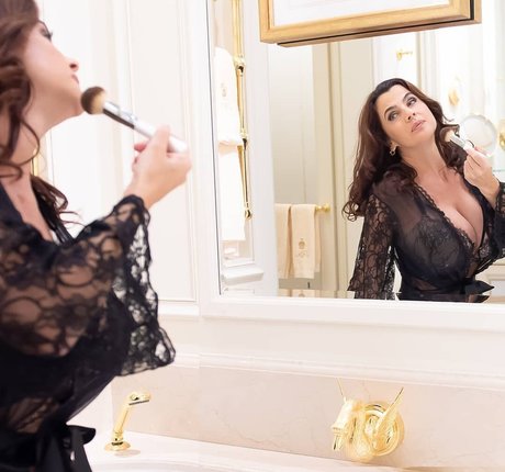 beauty girls onlyfans free xxx scan