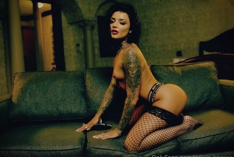 Kris Karson en onlyfans