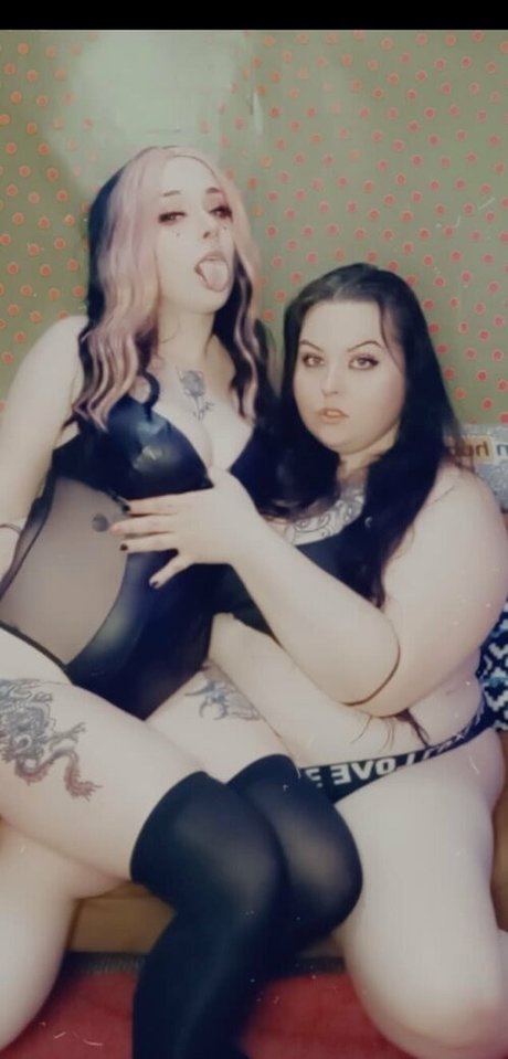 blonde wife onlyfans adult plate