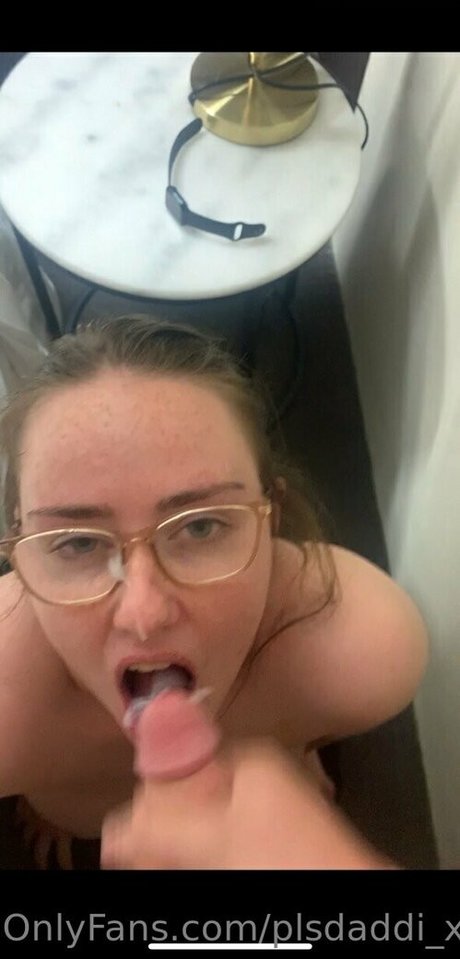 plsdaddi xo onlyfans sex