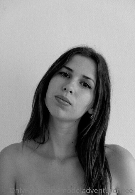 modeladventurerfree onlyfans leaked free