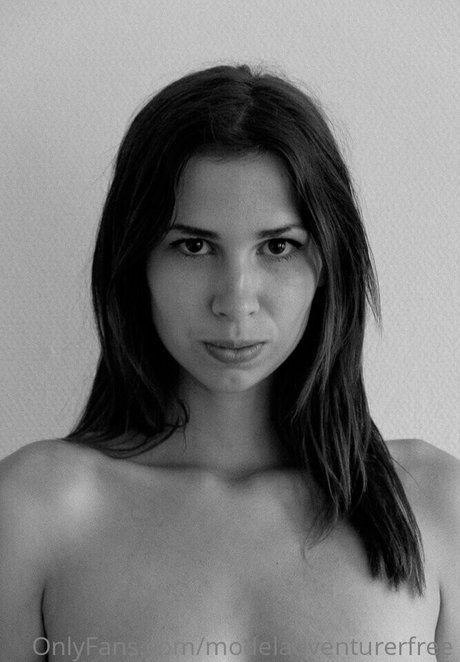 modeladventurerfree nude onlyfans leaked