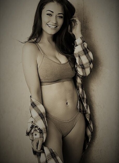 Jess Impiazzi onlyfans leaka