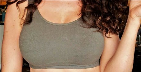 Jess Impiazzi only fans photos