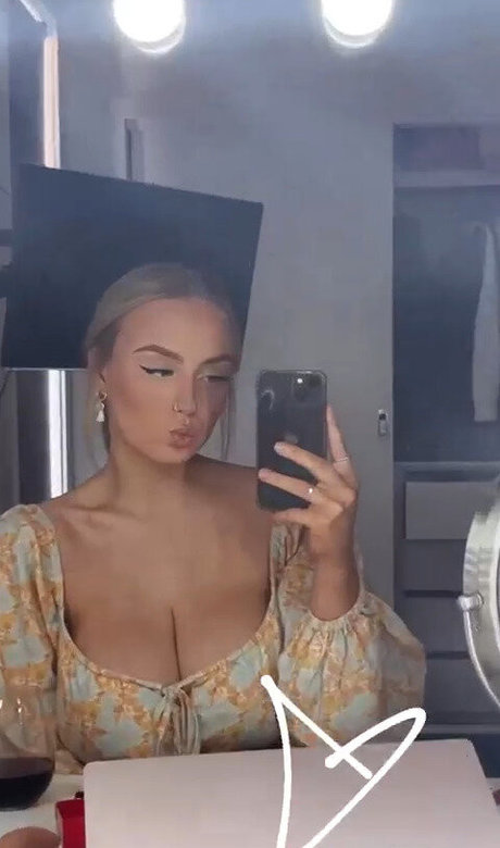 Charlotte Page leaked onlyfans naked