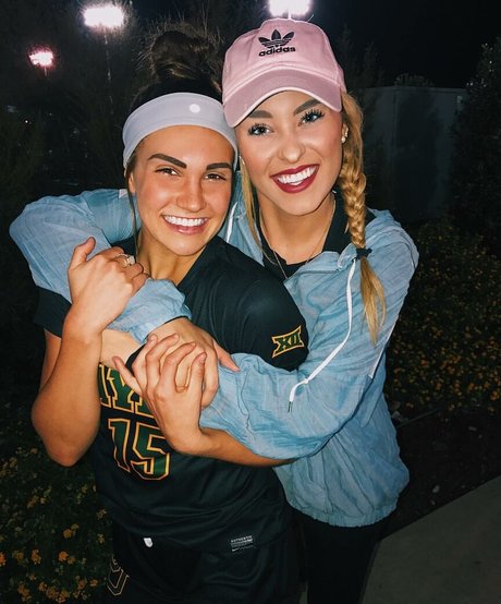 Caroline Wall nudes onlyfans leaks