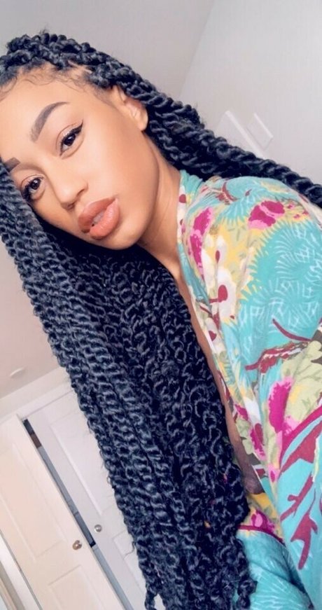 Nia Simone nudes onlyfans