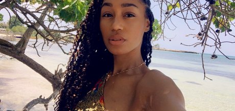 Nia Simone nude leaks onlyfans
