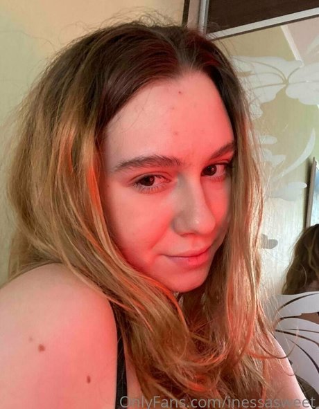 inessasweet onlyfans strip tease