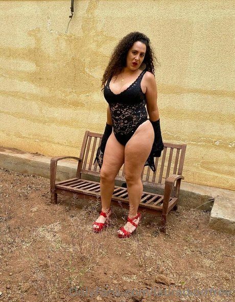 lauradiorrfree onlyfans leaks.