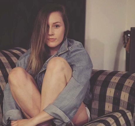 Elizabeth Height onlyfans leaks nude