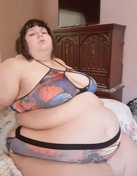 thebbwarabellarose onlyfans picture