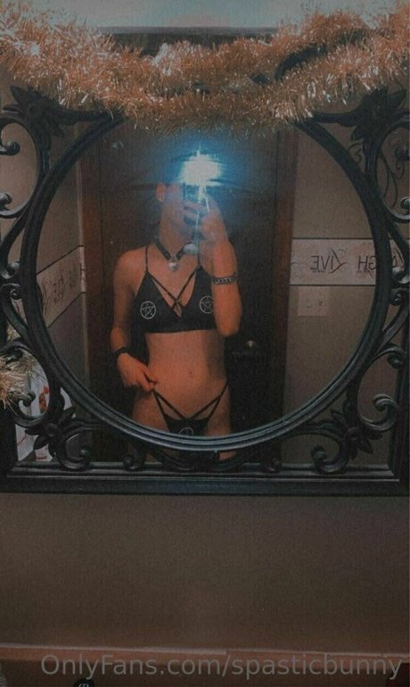 Spasticbunny en onlyfans