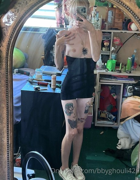 babyghouli420 only fans nude leaks