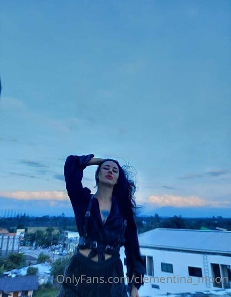 clementina moon onlyfans nude tits