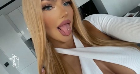 Gabriella Szklarz onlyfans fuck