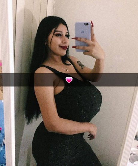 amywinos10 onlyfans nude pics