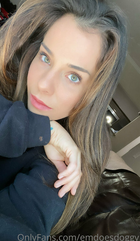 emdoesdoggy onlyfans nsfw