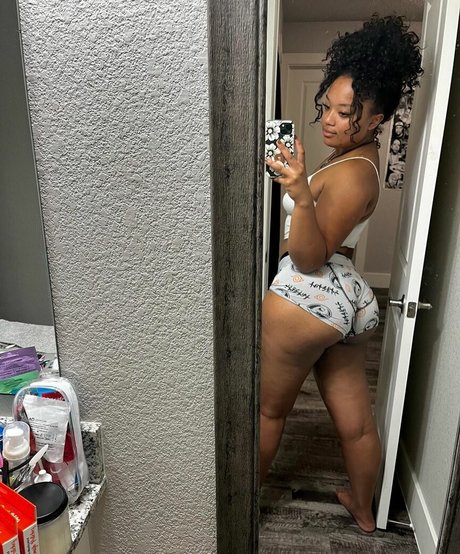 blasianhoney__ onlyfans leaked naked