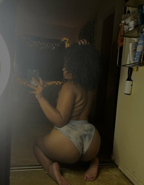 blasianhoney__ onlyfans naked